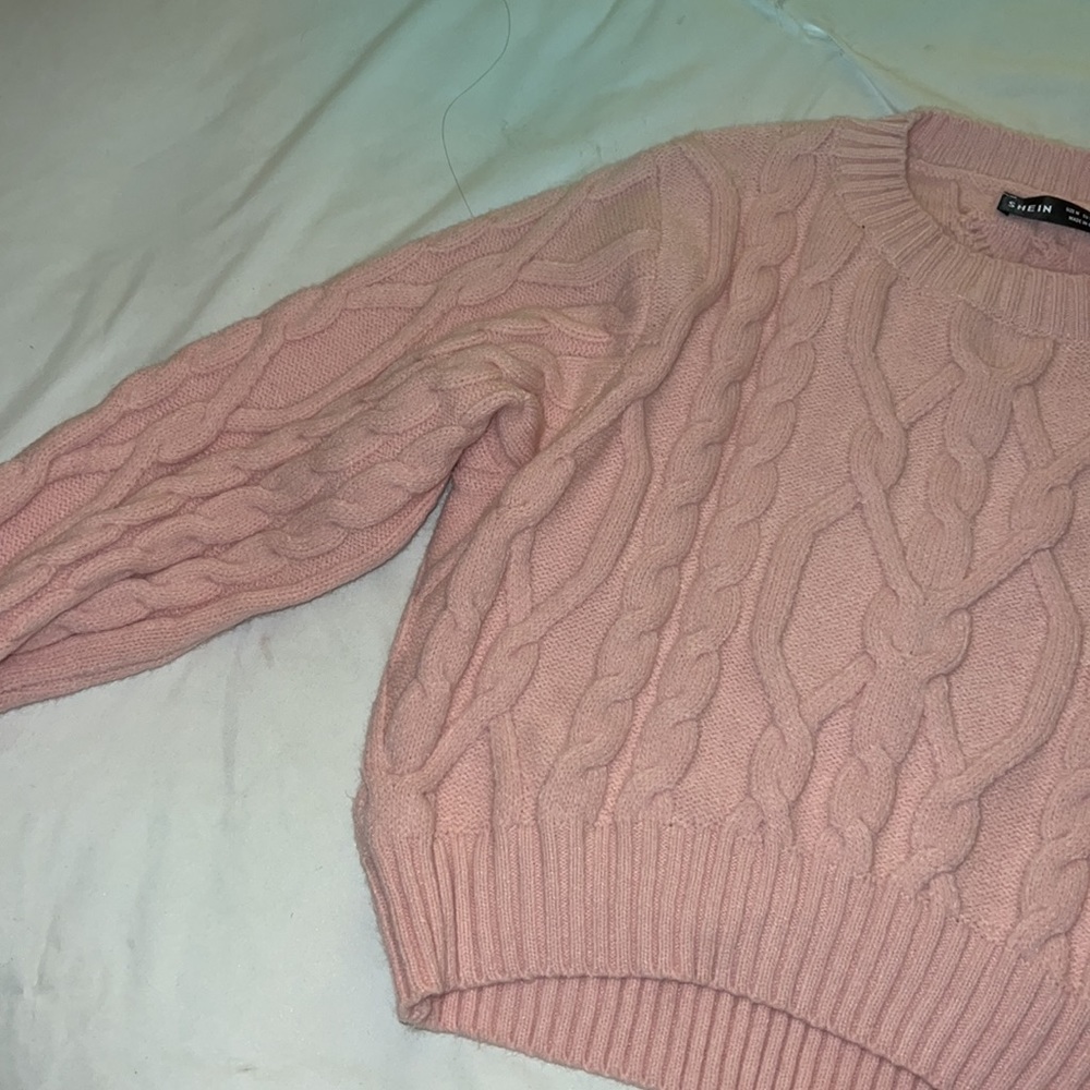 Pink sweater - Picture 3 of 4